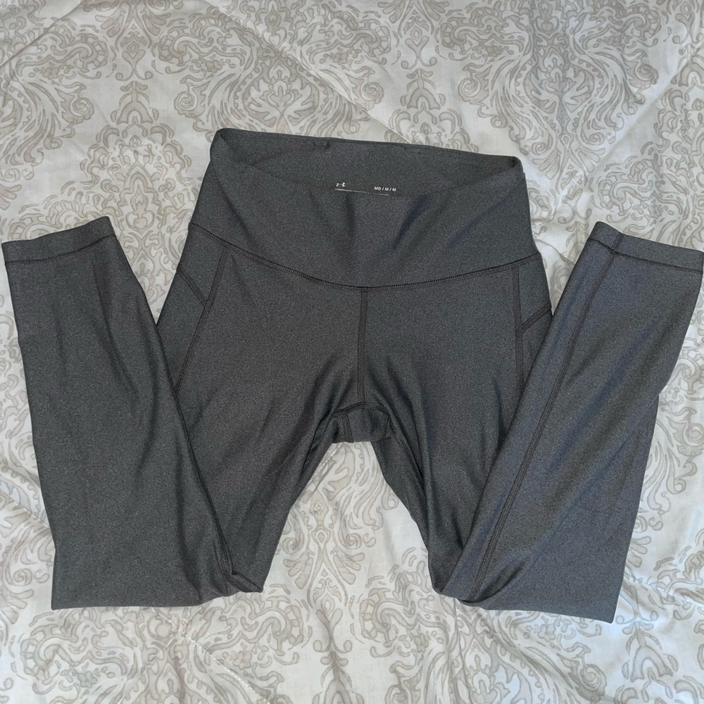 Under Armour Compression Leggings (Cropped)